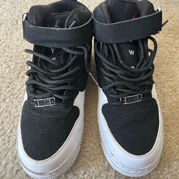 Two Color Jordans - Picture 3 of 7